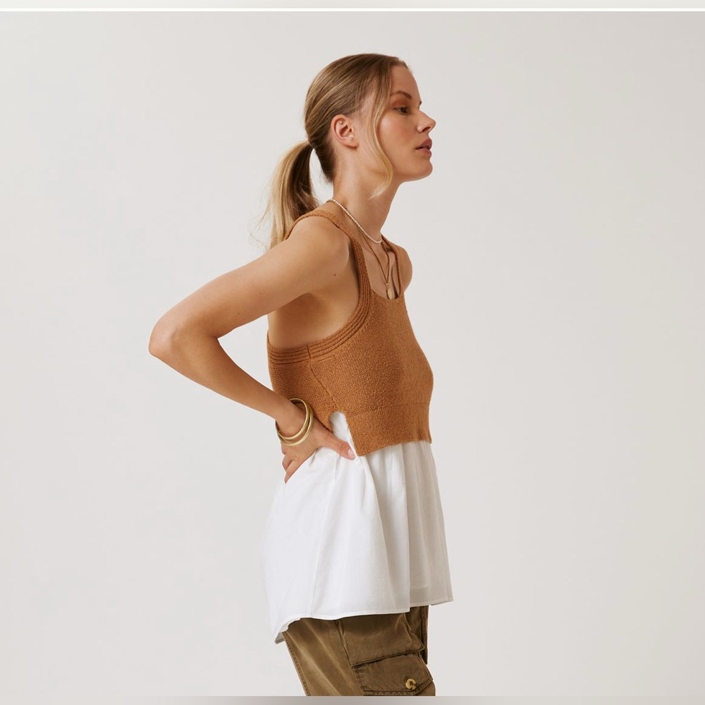 NWOT ANTHROPOLOGIE Sweater Tank. Size XS in neutral motif color - Picture 3 of 9